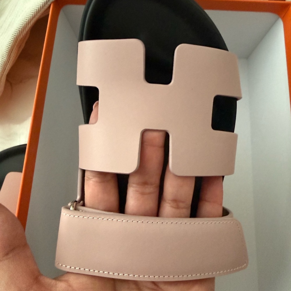 HERMES Chypre sandals on Rose Pearle. NIB Authentic - Picture 4 of 12